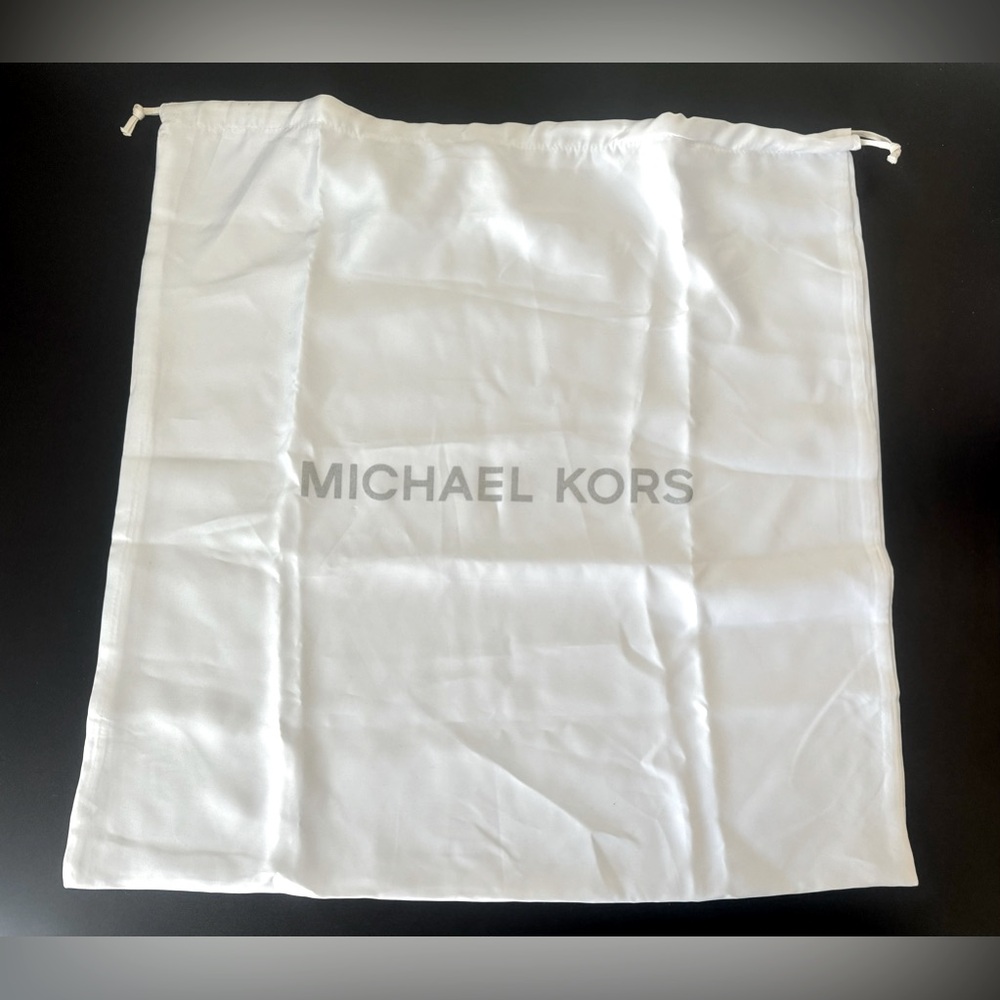 Michael Kors White Dust Bag with Silver Writing 18.5 x 18.5 inches